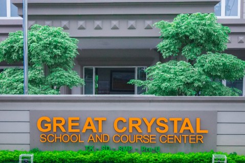Great Crystal School and Course Center